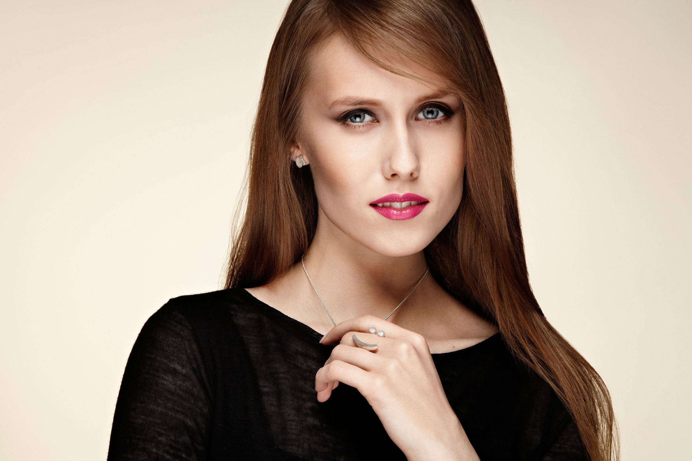 Chao-and-Eero-Lookbook-31